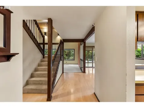 3960 Hilyard Street Eugene OR 97405