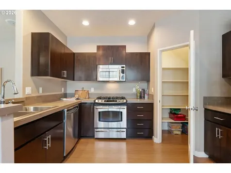 4899 NW Blandy Terrace Portland OR 97229
