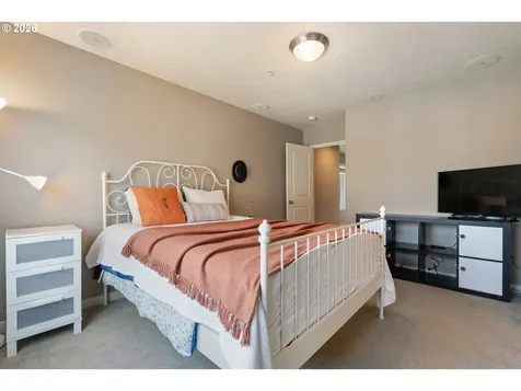 4899 NW Blandy Terrace Portland OR 97229