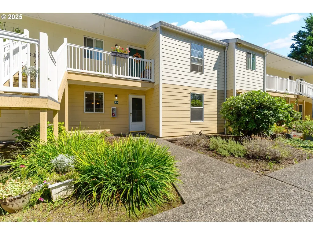 13216 NE Salmon Creek Avenue Vancouver WA 98686