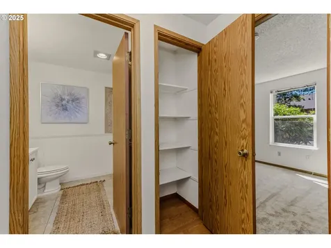 13216 NE Salmon Creek Avenue Vancouver WA 98686