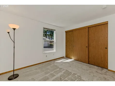 13216 NE Salmon Creek Avenue Vancouver WA 98686