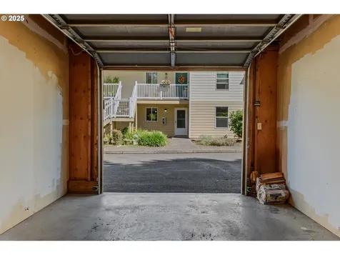 13216 NE Salmon Creek Avenue Vancouver WA 98686