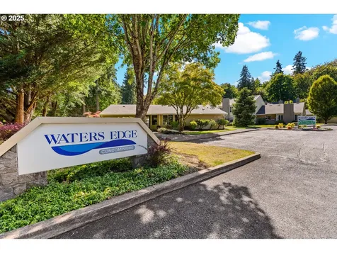 13216 NE Salmon Creek Avenue Vancouver WA 98686