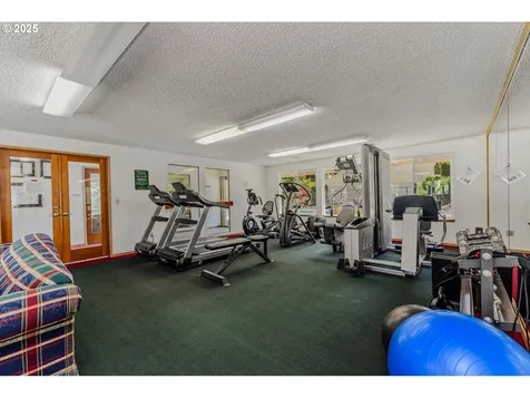 13216 NE Salmon Creek Avenue Vancouver WA 98686
