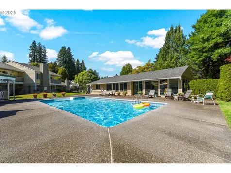 13216 NE Salmon Creek Avenue Vancouver WA 98686