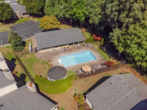 13216 NE Salmon Creek Avenue Vancouver WA 98686