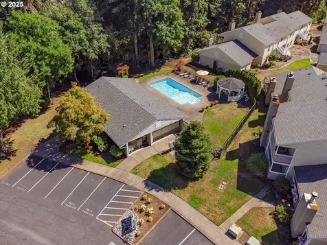 13216 NE Salmon Creek Avenue Vancouver WA 98686