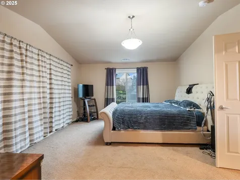 13236 SE Buford Court Portland OR 97236