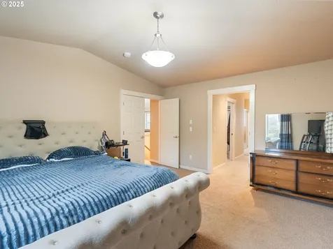 13236 SE Buford Court Portland OR 97236