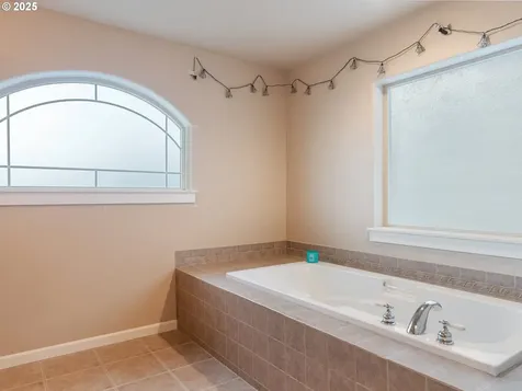 13236 SE Buford Court Portland OR 97236