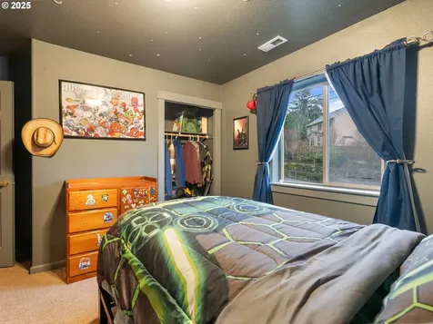 13236 SE Buford Court Portland OR 97236