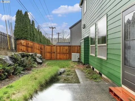 13236 SE Buford Court Portland OR 97236