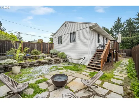 8668 SE Liebe Street Portland OR 97266