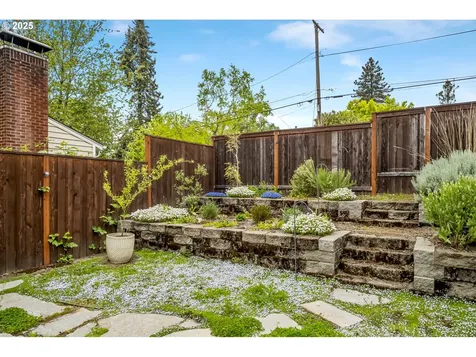 8668 SE Liebe Street Portland OR 97266
