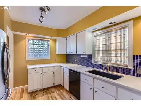 6302 N Boston Avenue Portland OR 97217
