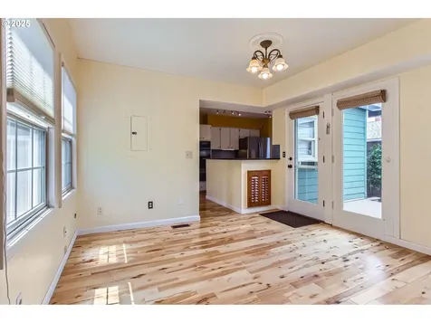 6302 N Boston Avenue Portland OR 97217