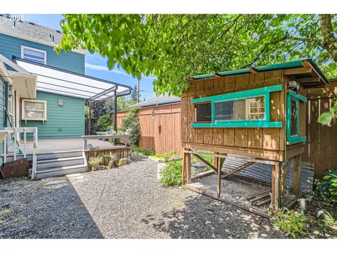 6302 N Boston Avenue Portland OR 97217