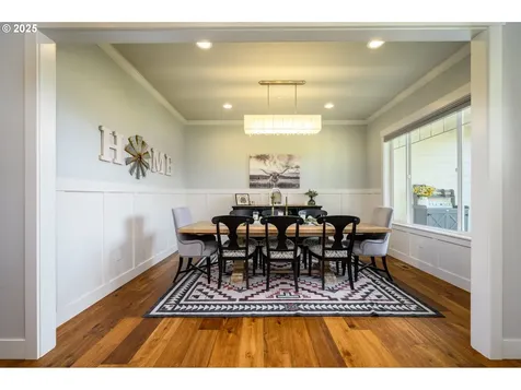 2050 SW Fox Swale Lane Mcminnville OR 97128