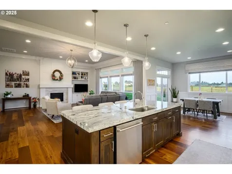 2050 SW Fox Swale Lane Mcminnville OR 97128
