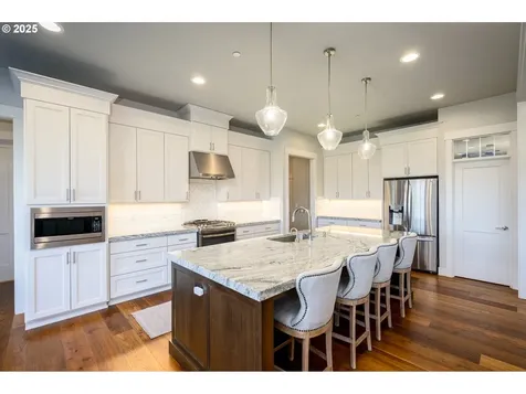 2050 SW Fox Swale Lane Mcminnville OR 97128