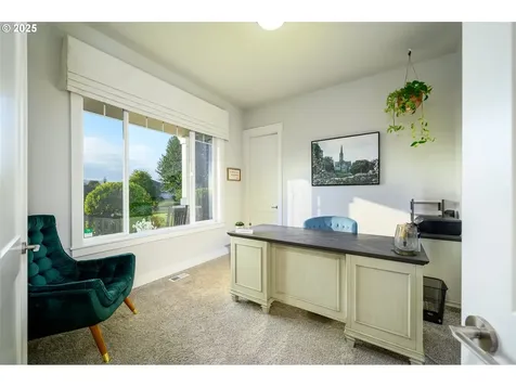 2050 SW Fox Swale Lane Mcminnville OR 97128