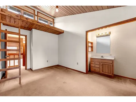 6808 NE 151st Circle Vancouver WA 98686