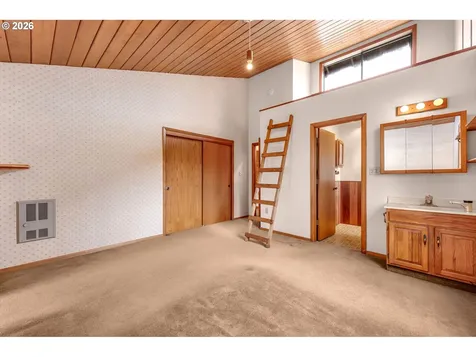 6808 NE 151st Circle Vancouver WA 98686