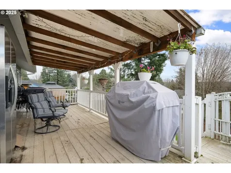 3290 I Street Washougal WA 98671