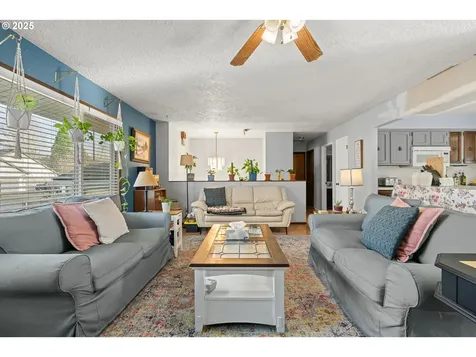 3290 I Street Washougal WA 98671