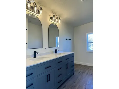 4207 Hanna Street Roseburg OR 97471