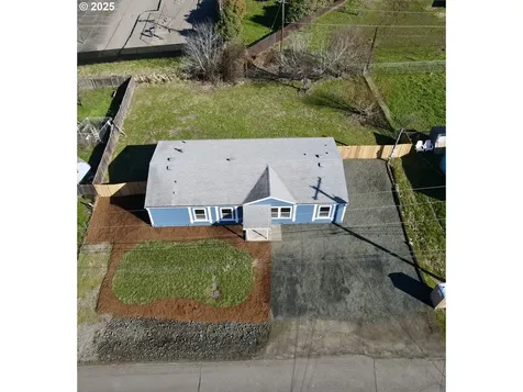 4207 Hanna Street Roseburg OR 97471