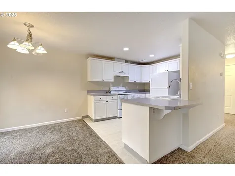 2103 NE 137th Court Vancouver WA 98684