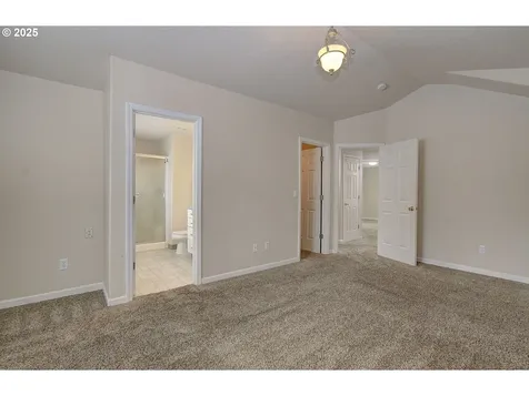 2103 NE 137th Court Vancouver WA 98684