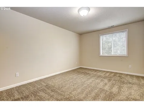 2103 NE 137th Court Vancouver WA 98684