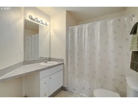 2103 NE 137th Court Vancouver WA 98684