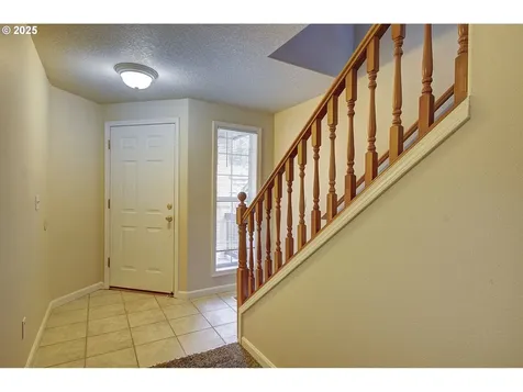 2103 NE 137th Court Vancouver WA 98684