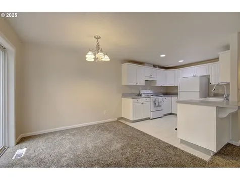 2103 NE 137th Court Vancouver WA 98684