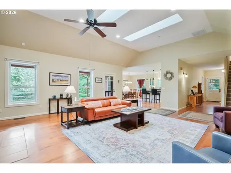 180 Trinity Drive Castle Rock WA 98611