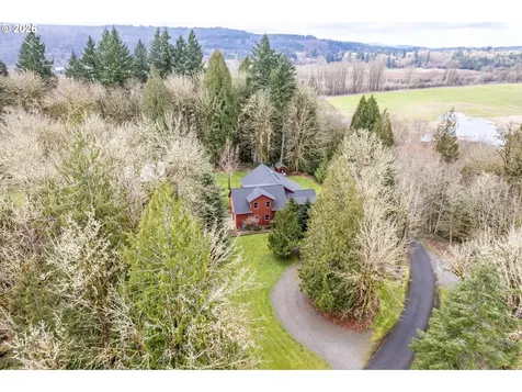 180 Trinity Drive Castle Rock WA 98611