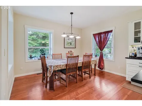 180 Trinity Drive Castle Rock WA 98611