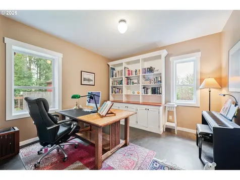 180 Trinity Drive Castle Rock WA 98611
