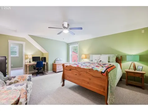 180 Trinity Drive Castle Rock WA 98611