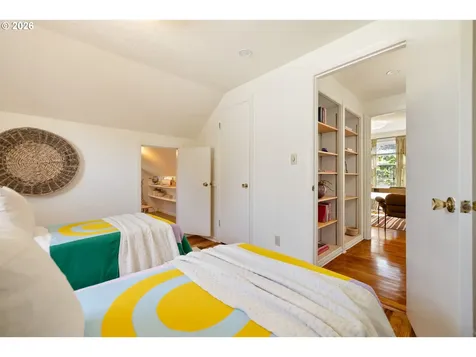 3127 SE 63rd Avenue Portland OR 97206