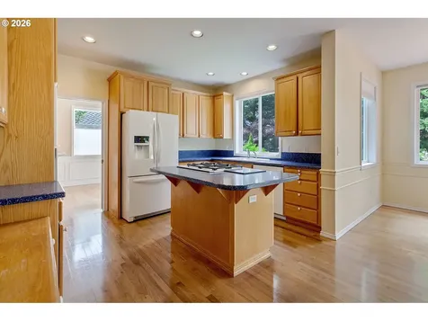 1821 NW 129th Place Portland OR 97229