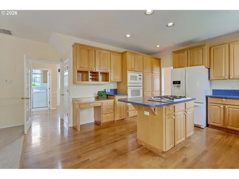 1821 NW 129th Place Portland OR 97229