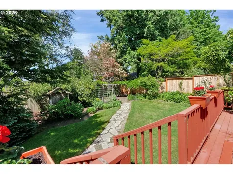 1821 NW 129th Place Portland OR 97229