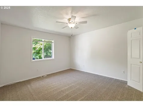 2055 Statesman Drive Woodland WA 98674