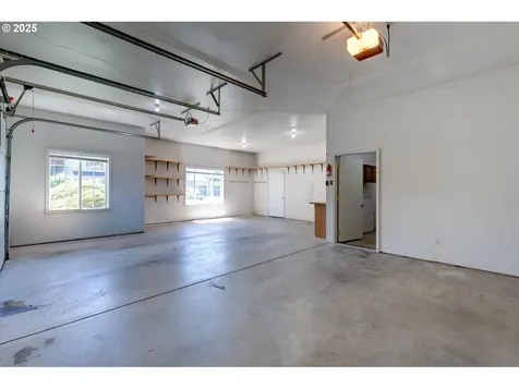 2055 Statesman Drive Woodland WA 98674