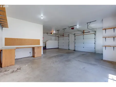 2055 Statesman Drive Woodland WA 98674